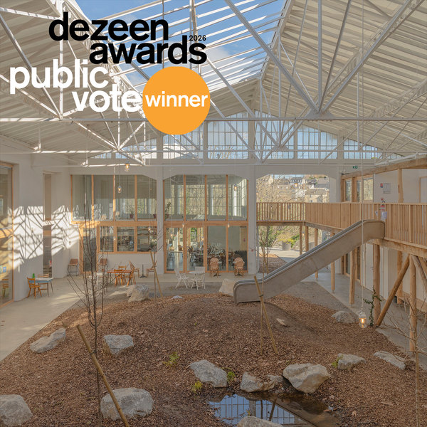 Double victoire aux Dezeen Awards